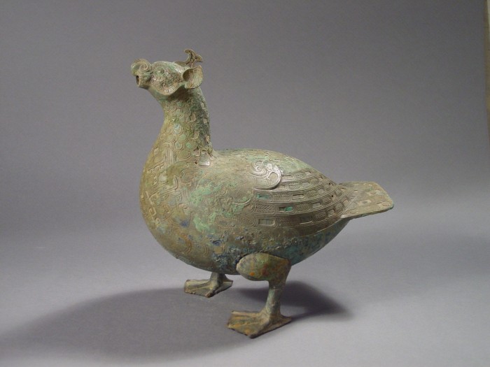 10青铜鸟形尊.jpg