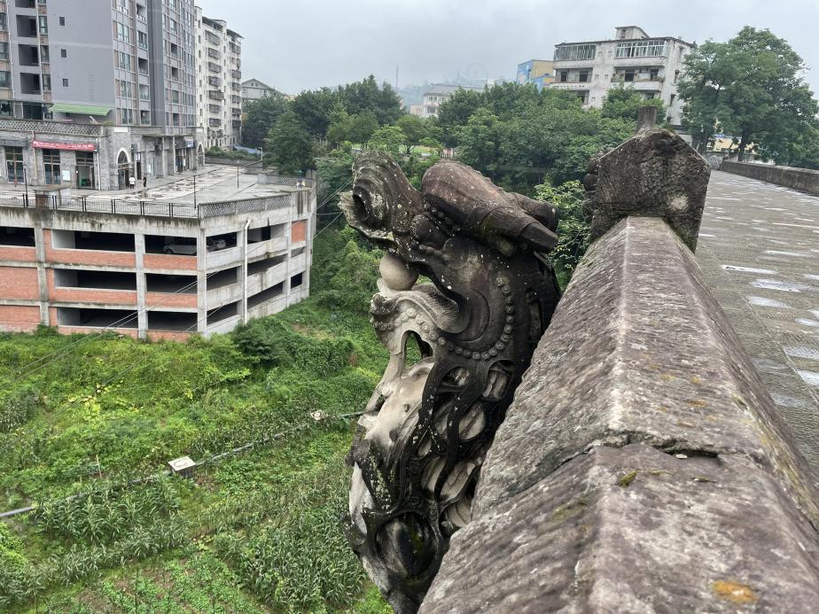 图三 龙门桥龙首照.jpg 图三 龙门桥龙首照.jpg