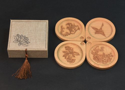 2、邹一桂花鸟画木杯垫.jpg 2、邹一桂花鸟画木杯垫.jpg