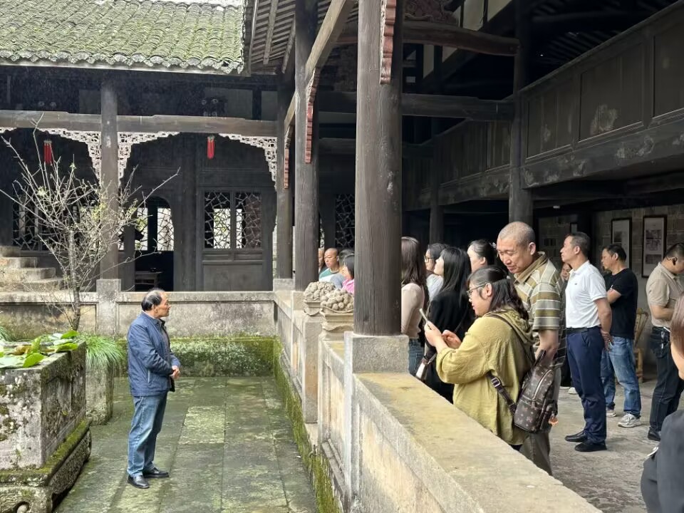 0E5F904A48D93B03ABA1A3EDA9562D3B.jpg 0E5F904A48D93B03ABA1A3EDA9562D3B.jpg