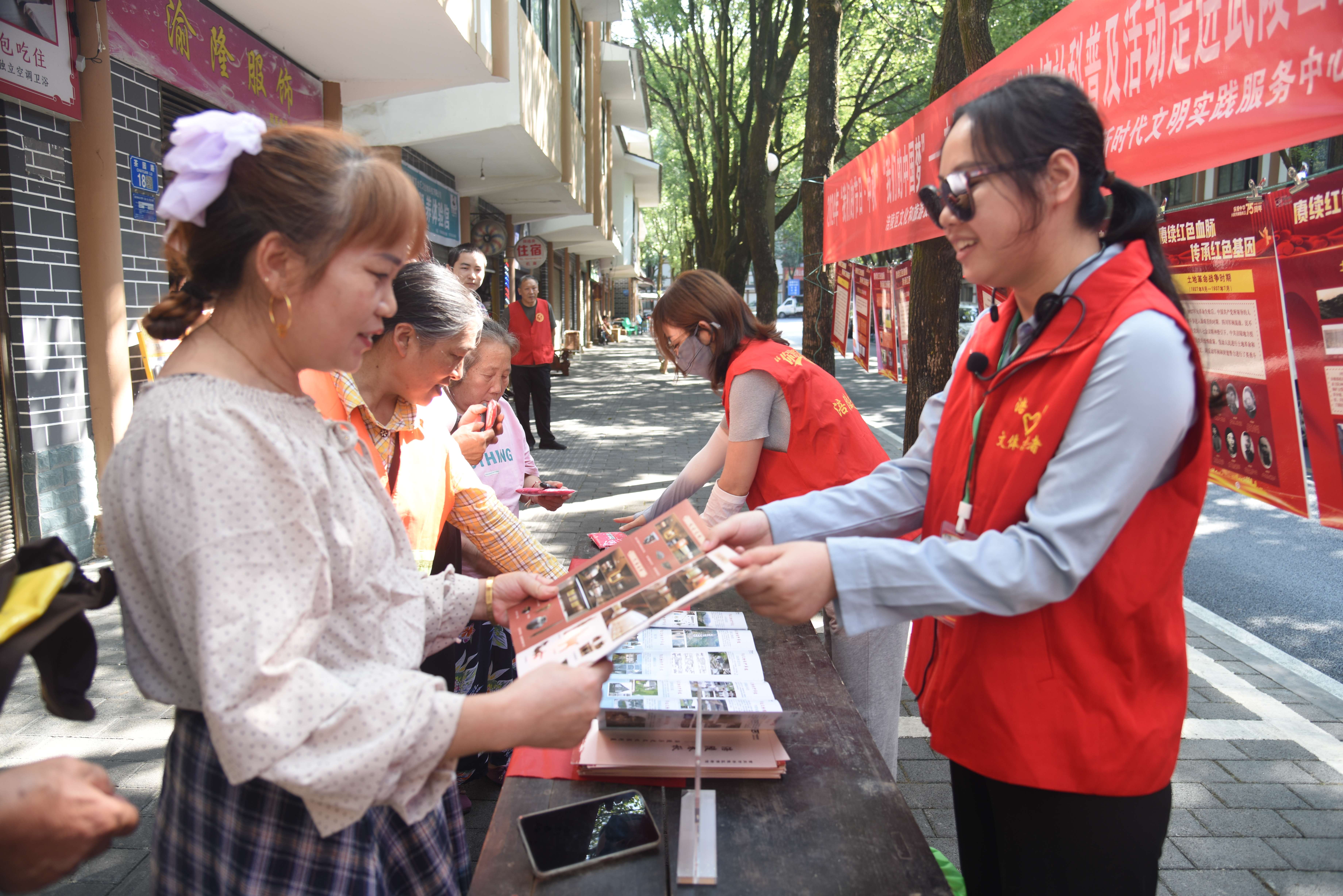 DSC_2207.jpg DSC_2207.jpg